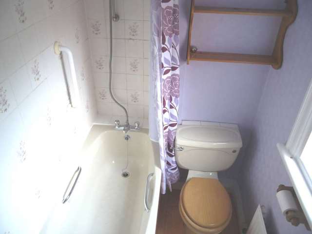  Image of 2 bedroom Terraced house to rent in Horton Road Fallowfield Manchester M14 at Horton Road Fallowfield Manchester, M14 7GD