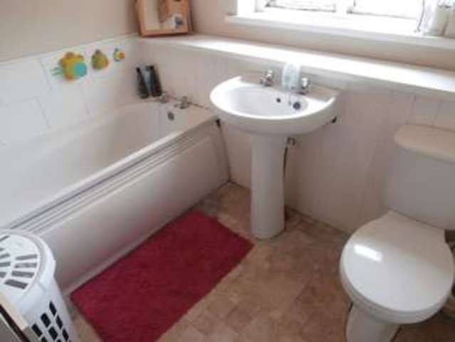  Image of 2 bedroom Flat to rent in Engine Inn Road Wallsend NE28 at Engine Inn Road  Wallsend, NE28 7EL