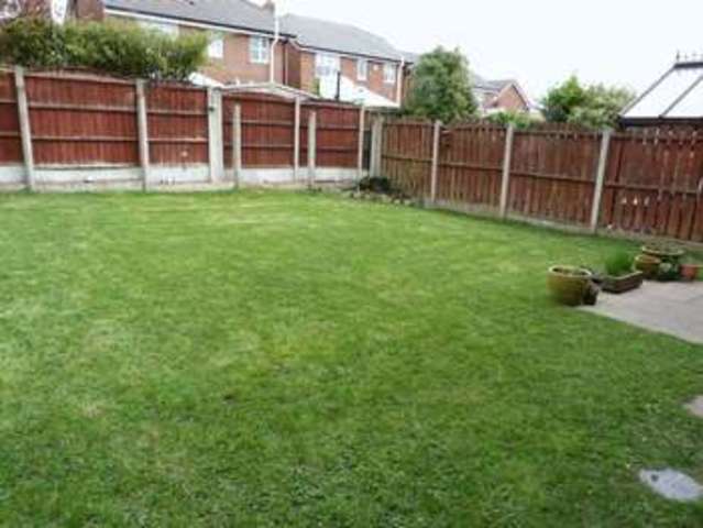  Image of 4 bedroom Detached house for sale in Hutchins Lane Oldham OL4 at Hutchins Lane  Oldham, OL4 2RF