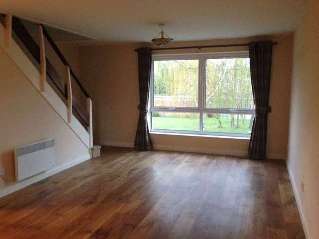  Image of 2 bedroom Flat to rent in Liebenrood Road Reading RG30 at Reading, RG30 2DU