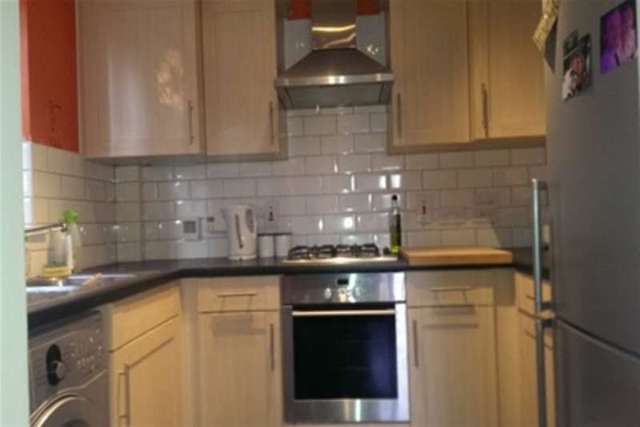  Image of 1 bedroom Flat to rent in Isabella Place Kingston upon Thames KT2 at Kingston upon Thames, KT2 5PB