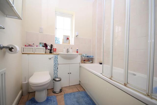 Image of 2 bedroom Apartment for sale in Kelly Avenue London SE15 at Peckham, SE15 5LX