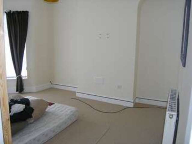  Image of 3 bedroom Detached house to rent in Kenilworth Road Wallasey CH44 at Wallasey, CH44 6QG