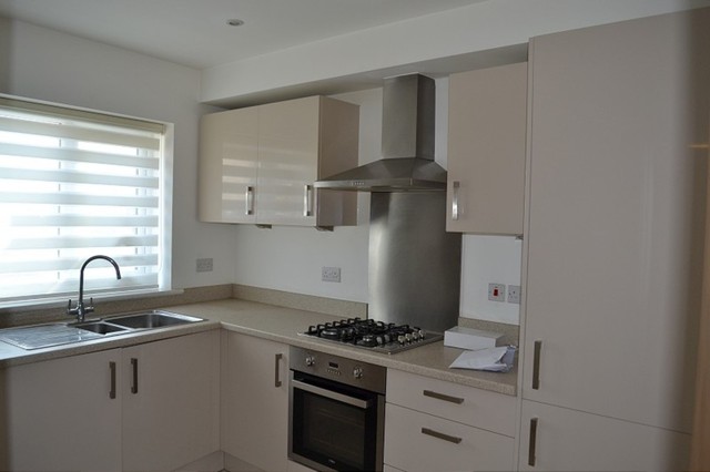  Image of 3 bedroom Terraced house to rent in Millhaven Close Chadwell Heath Romford RM6 at Kibble Close  Chadwell Heath, RM6 4PW