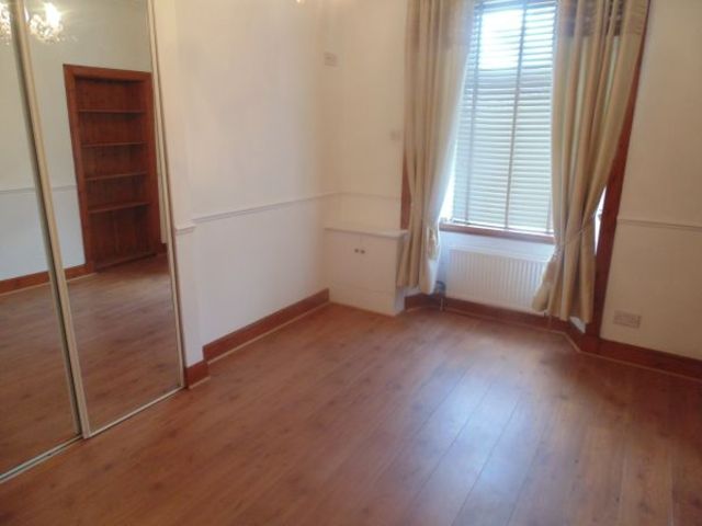  Image of 2 bedroom Flat to rent in Kilmacolm Road Bridge of Weir PA11 at Bridge of Weir Bridge of Weir Renfrewshire, PA11 3PU
