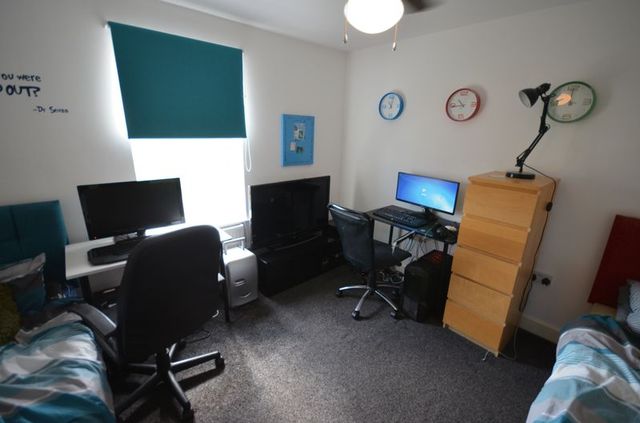  Image of 4 bedroom Semi-Detached house for sale in Kingsbrook Chase Wath-upon-Dearne Rotherham S63 at Kingsbrook Chase Wath-Upon-Dearne Rotherham, S63 7FG