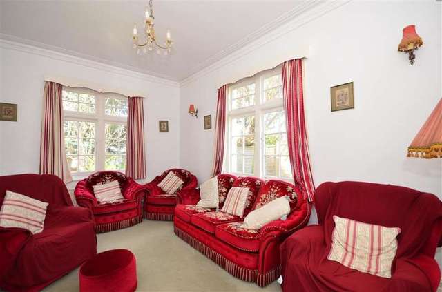  Image of 2 bedroom Detached house for sale in Kingsgate Avenue Broadstairs CT10 at Broadstairs Kent Broadstairs, CT10 3LW