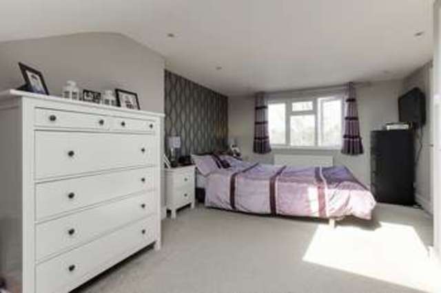  Image of 4 bedroom Terraced house for sale in Ladbroke Road Enfield EN1 at Ladbroke Road  Enfield, EN1 1HX