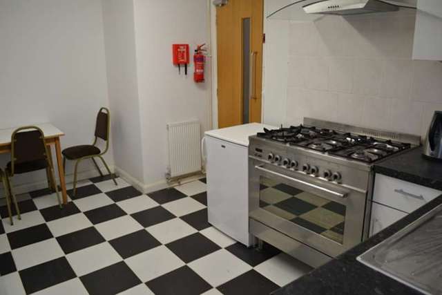  Image of 1 bedroom House Share to rent in Mill Road Cambridge CB1 at Mill Road Room 2 Cambridge, CB1 3AA