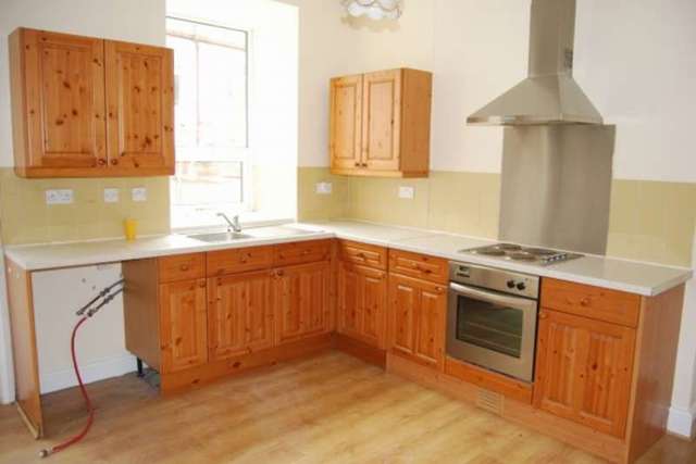  Image of 2 bedroom Terraced house to rent in Laund Street Rawtenstall Rossendale BB4 at LAUND STREET RAWTENSTALL ROSSENDALE, BB4 8JA