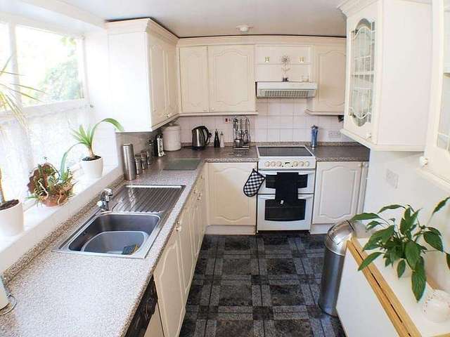  Image of 2 bedroom Flat to rent in Leasowe Road Wallasey CH45 at Wallasey Village, CH45 8PD