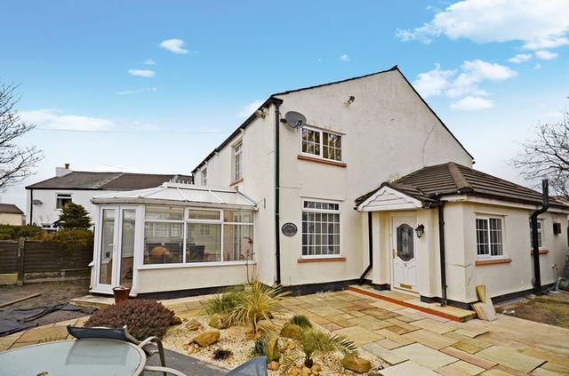  Image of 3 bedroom Semi-Detached house for sale in Leigh Common Westhoughton Bolton BL5 at Leigh Common Westhoughton Bolton, BL5 3TQ