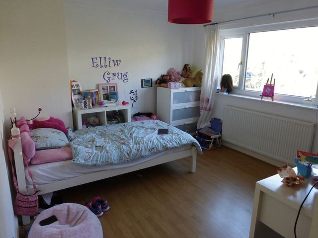  Image of 3 bedroom Terraced house for sale in Tan Y Garth Llanllechid Bangor LL57 at Tan Y Garth  Llanllechid, LL57 3HF