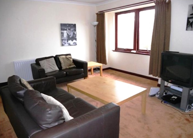  Image of 2 bedroom Flat to rent in Lochee Road Dundee DD2 at Lochee East Dundee Dundee, DD2 2ND