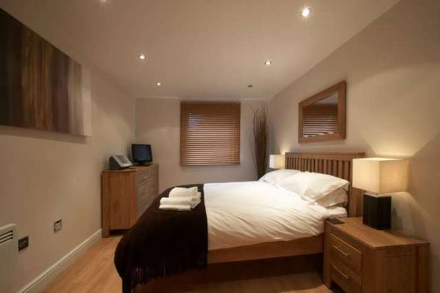  Image of 1 bedroom Apartment to rent in Kelvin Gate Bracknell RG12 at London Road  Bracknell, RG12 2TN