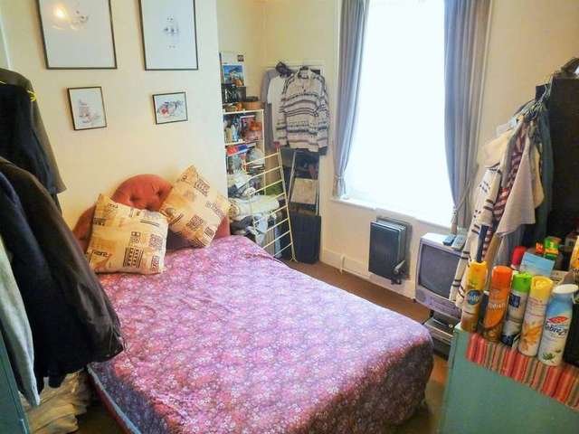  Image of 1 bedroom Flat for sale in Lorna Road Hove BN3 at Hove Hove, BN3 3EL