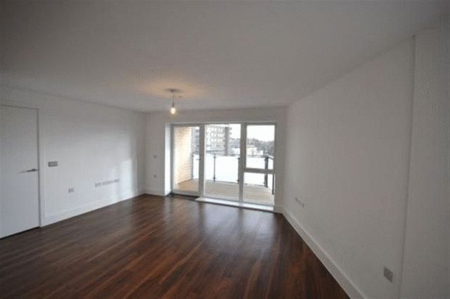  Image of 2 bedroom Flat to rent in Loudoun Road London NW8 at Loudoun Road St Johns Wood St John