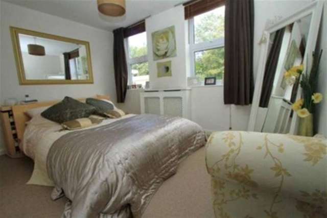  Image of 1 bedroom Property to rent in Lower Road Chorleywood Rickmansworth WD3 at Rickmansworth, WD3 5LH