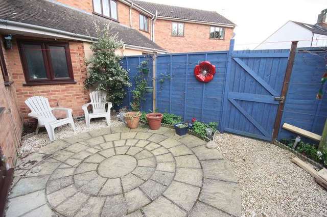  Image of 2 bedroom Maisonette for sale in Luddington Road Stratford-upon-Avon CV37 at Luddington Road  Luddington, CV37 9SQ