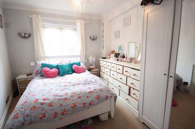 Image of 2 bedroom Maisonette for sale in Luddington Road Stratford-upon-Avon CV37 at Luddington Road  Luddington, CV37 9SQ