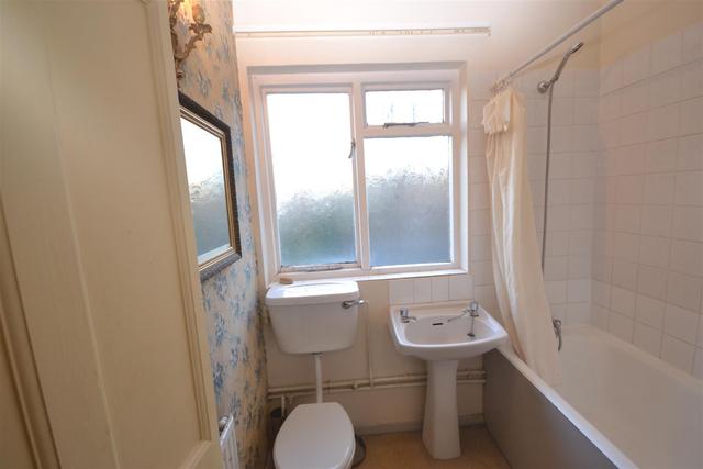  Image of 1 bedroom Property to rent in Malden Road London NW5 at First floor  Kentish Town, NW5 4DA