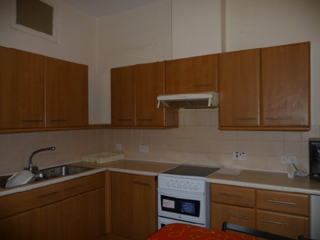  Image of 3 bedroom Flat to rent in Marchmont Crescent Edinburgh EH9 at Marchmont Edinburgh Edinburgh, EH9 1HN