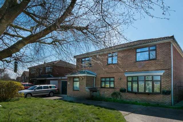  Image of 4 bedroom Detached house for sale in Martham Road Hemsby Great Yarmouth NR29 at Hemsby Great Yarmouth Norfolk, NR29 4NQ