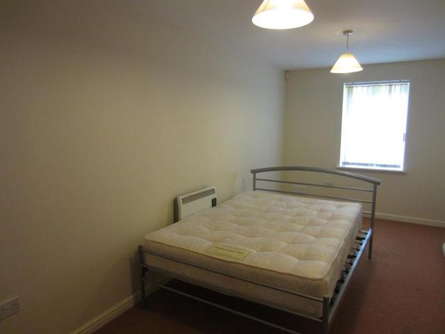  Image of 2 bedroom Flat to rent in Hagley Road Edgbaston Birmingham B17 at Birmingham, B17 8DJ