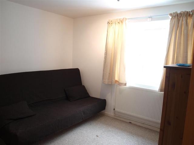  Image of 2 bedroom Property to rent in Sydney Road London N10 at Sydney Road  Muswell Hill, N10 2NN