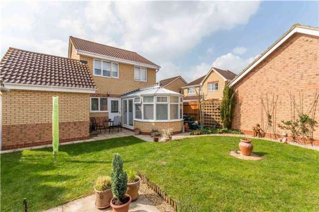  Image of 3 bedroom Detached house for sale in Moat Way Swavesey Cambridge CB24 at Swavesey, CB24 4GQ