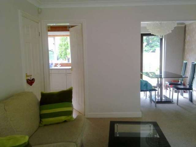  Image of 4 bedroom Detached house to rent in Butterstile Close Prestwich Manchester M25 at Butterstile Close  Prestwich, M25 9PH
