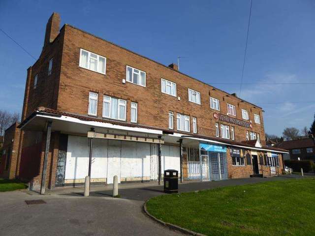  Image of 3 bedroom Flat for sale in Monkswood Green Seacroft Leeds LS14 at Leeds, LS14 1DN