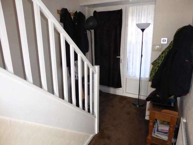 Image of 3 bedroom Flat for sale in Monkswood Green Seacroft Leeds LS14 at Leeds, LS14 1DN