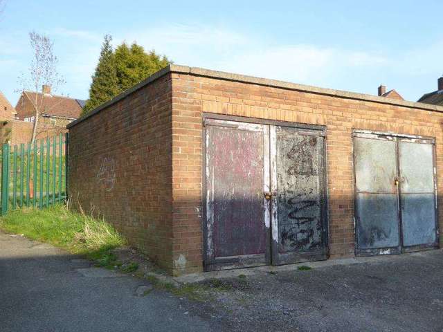 Image of 3 bedroom Flat for sale in Monkswood Green Seacroft Leeds LS14 at Leeds, LS14 1DN