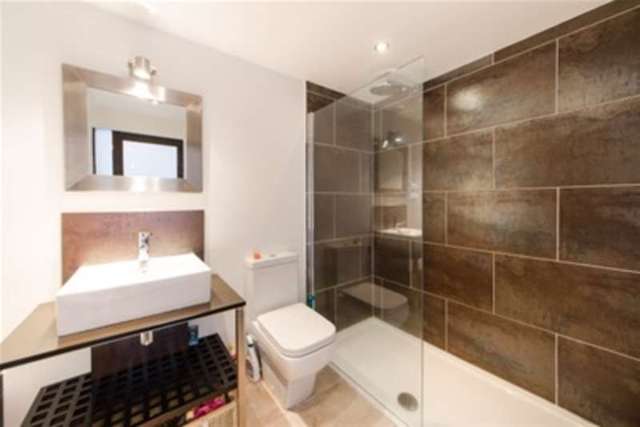  Image of 1 bedroom Flat to rent in Monmouth Road London W2 at London, W2 4UT