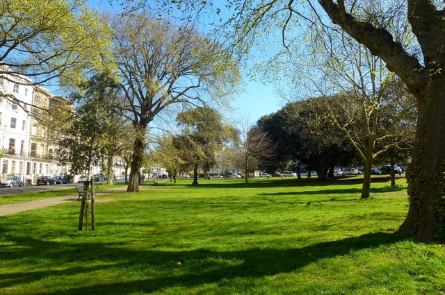  Image of 3 bedroom Flat to rent in Montpelier Crescent Brighton BN1 at Basement flat  Brighton, BN1 3JF