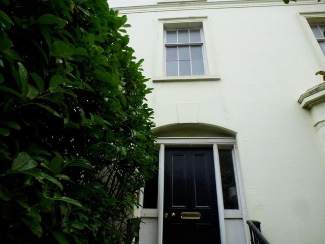  Image of 1 bedroom Flat to rent in Montpelier Place Brighton BN1 at 3 Montpelier Place  Brighton, BN1 3BF