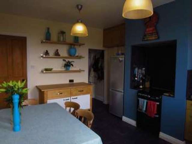  Image of 2 bedroom Terraced house to rent in Gillroyd Parade Morley Leeds LS27 at Gillroyd Parade Morley Leeds, LS27 8AN