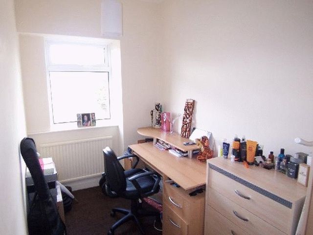 Image of 3 bedroom Terraced house for sale in Mortomley Lane High Green Sheffield S35 at Mortomley Lane High Green Sheffield, S35 3HT