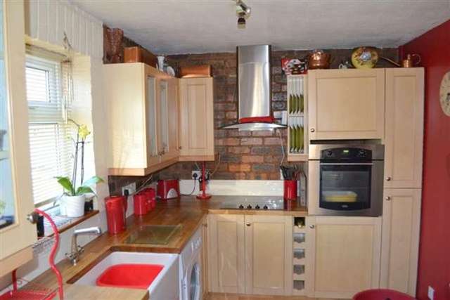  Image of 3 bedroom Maisonette for sale in Mount Road Lanesfield Wolverhampton WV4 at Mount Road Lanesfield Wolverhampton, WV4 6LZ