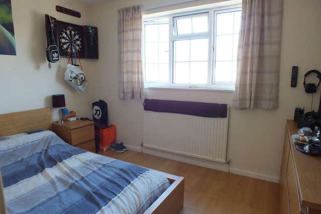  Image of 4 bedroom Detached house for sale in Cherry Tree Close Nailsworth Stroud GL6 at Nailsworth Nailsworth, GL6 0DX