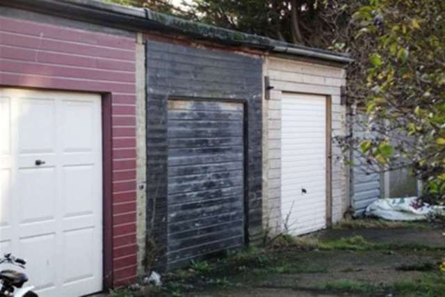  Image of Property to rent in St. Philips Mews Hove BN3 at Hove, BN3 5RL
