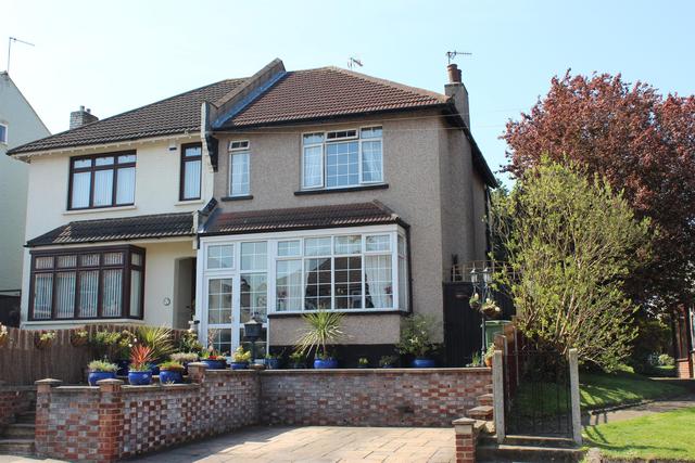  Image of 3 bedroom Semi-Detached house for sale in New Road London SE2 at Abbey Wood London Lesnes Abbey, SE2 0QG