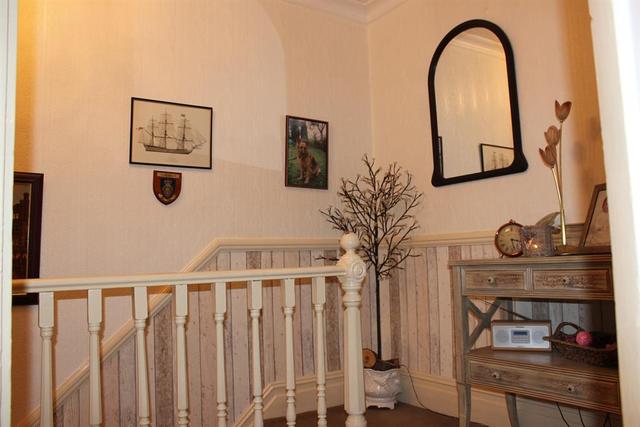  Image of 3 bedroom Semi-Detached house for sale in New Road London SE2 at Abbey Wood London Lesnes Abbey, SE2 0QG