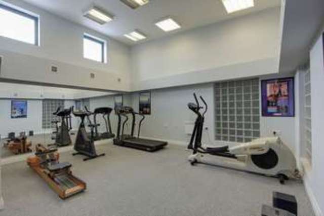  Image of 2 bedroom Flat to rent in Tottenham Lane London N8 at Tottenham Lane  Crouch End, N8 7HF