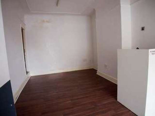  Image of Detached house to rent in Old Chester Road Rock Ferry Birkenhead CH42 at Rock Ferry, CH42 3XF