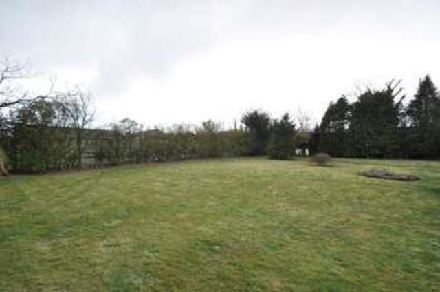  Image of 4 bedroom Bungalow to rent in Old Lane Heswall Wirral CH60 at Old Lane  Heswall, CH60 1XX