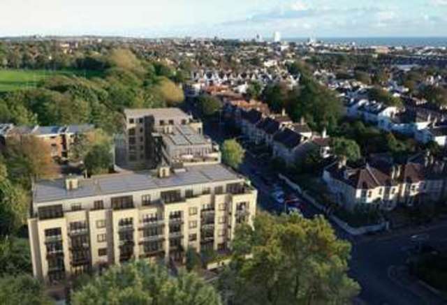  Image of 1 bedroom Flat for sale in Old Shoreham Road Hove BN3 at Hove East Sussex West Blatchington, BN3 7AP