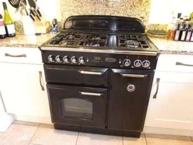  Image of 4 bedroom Semi-Detached house for sale in Outwoods Drive Loughborough LE11 at Outwoods Drive  Loughborough, LE11 3LS