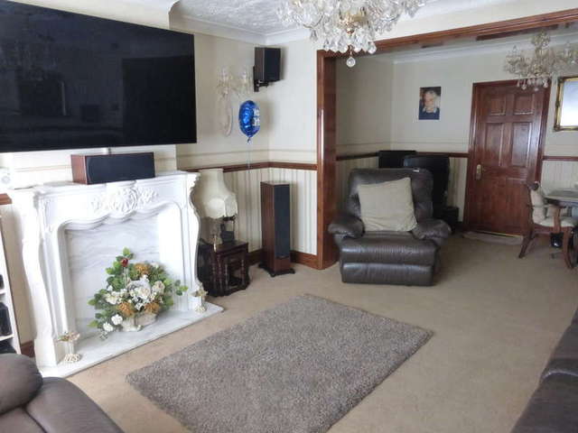  Image of 4 bedroom Semi-Detached house for sale in Overbury Crescent New Addington Croydon CR0 at New Addington Croydon New Addington, CR0 0LS